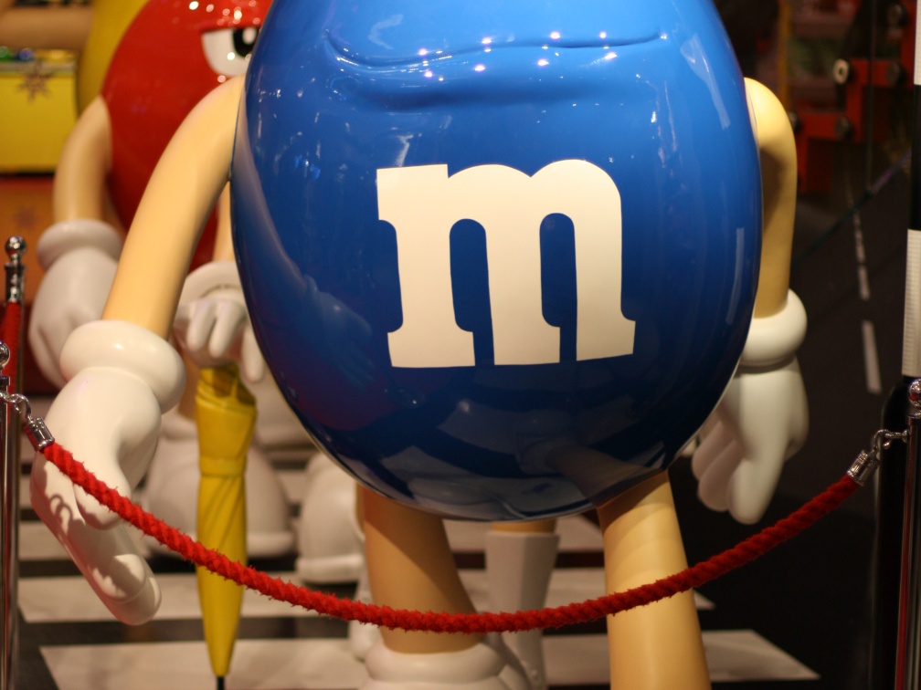 Giant M&M's on M&M's Road