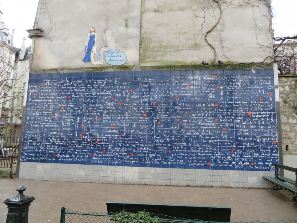 Le Mur des Je t'aime (I love you wall)